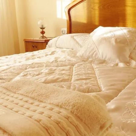 Guest house Tabares *